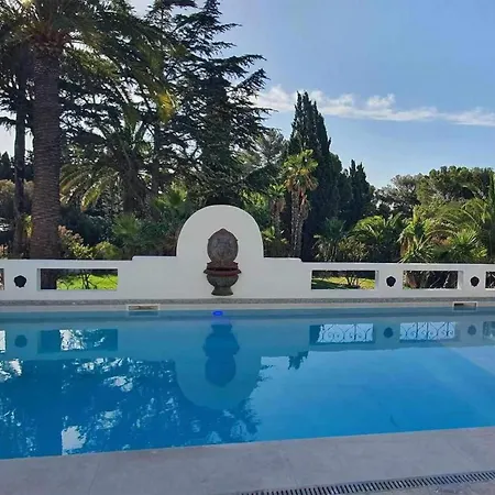 Beautiful In Saint-raphael With Kitchen Apartment